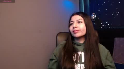 Snapshot of sweety_ashly chatting on 03/06/25, 11:25 Ashley 3 online show from 03/06/25, 11:25