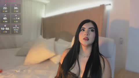 Snapshot of sweety_nicole_ chatting on 06/17/26, 04:48 sweety nicole 3 online show from 06/17/26, 04:48