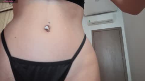 Vikky online show from 02/18/26, 12:28