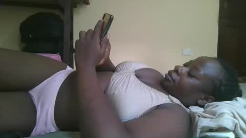 sweetyass25 online show from 11/12/25, 06:58