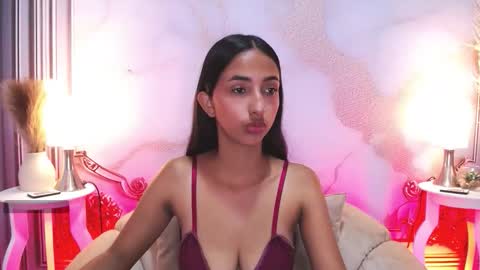 LAURA online show from 09/15/25, 12:05