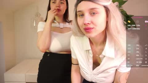 Astrid online show from 03/31/26, 07:53