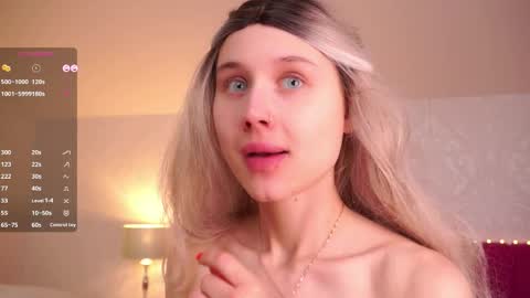 Astrid online show from 04/03/26, 08:01