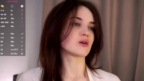 Astrid online show from 04/08/26, 07:25