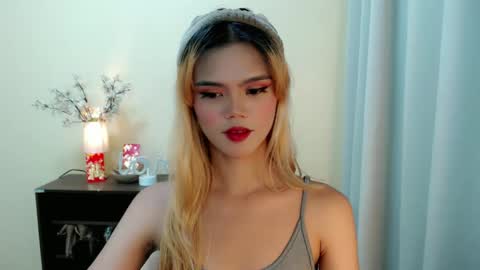 Megan online show from 01/14/25, 04:57