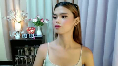 Megan online show from 11/20/25, 04:12