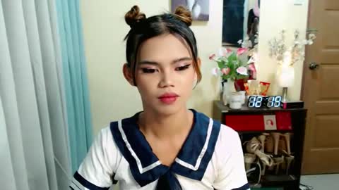 Snapshot of sweetytrannygirlxx chatting on 05/05/26, 04:20 Megan online show from 05/05/26, 04:20