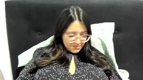 sweetyypeach online show from 12/05/24, 01:47