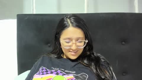 sweetyypeach online show from 02/01/25, 04:24