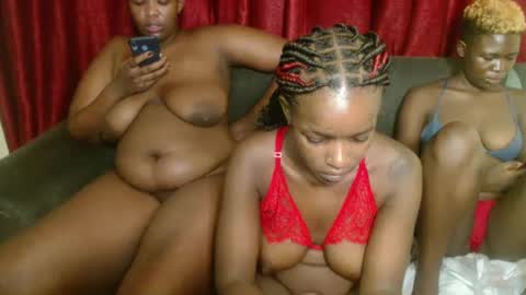 sweetz_candice online show from 03/04/25, 01:01