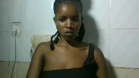 sweetz_candice online show from 11/01/25, 07:38