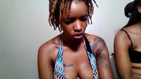 Snapshot of sweetz_candice chatting on 05/21/26, 06:37 sweetz_candice online show from 05/21/26, 06:37