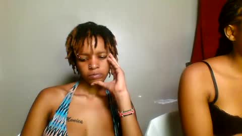 Snapshot of sweetz_candice chatting on 06/14/26, 09:33 sweetz_candice online show from 06/14/26, 09:33