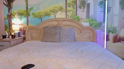 Jane online show from 04/03/26, 12:14