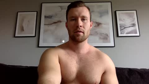 Snapshot of swekingxx chatting on 02/27/25, 09:54 swekingxx online show from 02/27/25, 09:54