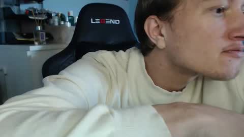 Snapshot of swetieecharm chatting on 03/03/26, 06:52 Kat online show from 03/03/26, 06:52