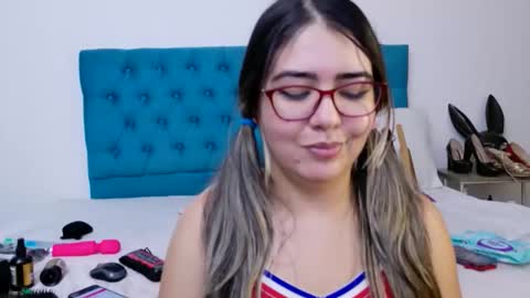 soffya online show from 03/16/26, 10:58