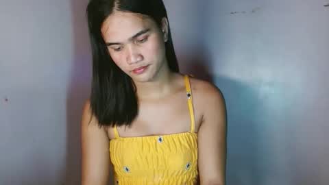 Snapshot of swettie_rhea chatting on 01/19/26, 03:38 Rhea online show from 01/19/26, 03:38