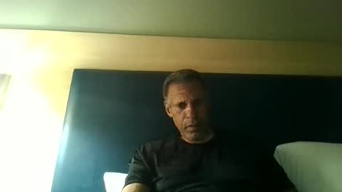 Snapshot of swimmerbod2495 chatting on 06/26/26, 05:56 swimmerbod2495 online show from 06/26/26, 05:56