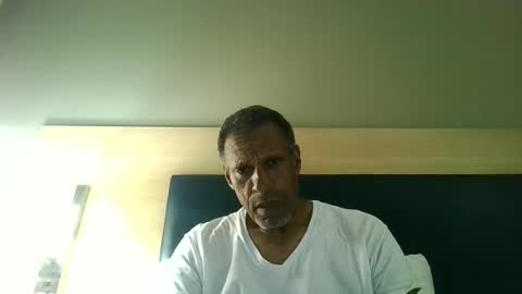 Snapshot of swimmerbod2495 chatting on 06/27/26, 09:20 swimmerbod2495 online show from 06/27/26, 09:20
