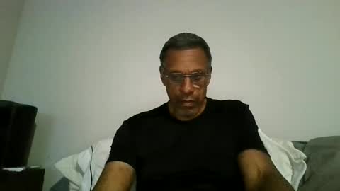 Snapshot of swimmerbod2495 chatting on 06/29/26, 02:18 swimmerbod2495 online show from 06/29/26, 02:18