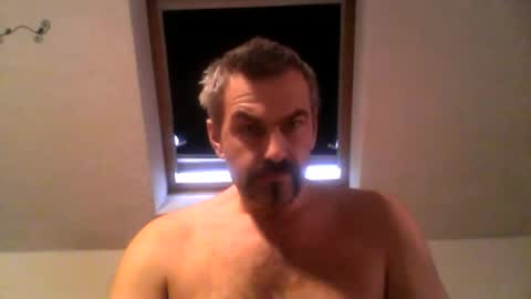 swinger_men_austria online show from 11/19/25, 07:08