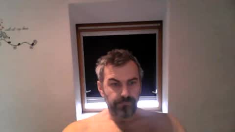 swinger_men_austria online show from 02/18/26, 07:26