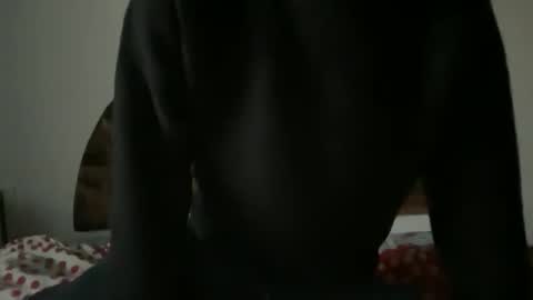 Rocco online show from 10/18/25, 04:08