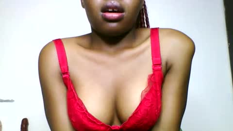 Snapshot of swit_candy chatting on 05/06/26, 12:43 Candy online show from 05/06/26, 12:43