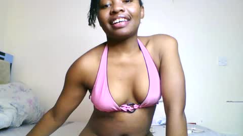 Snapshot of swit_candy chatting on 07/06/26, 05:48 Candy online show from 07/06/26, 05:48
