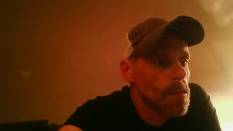 swontguy2025 online show from 04/10/26, 05:45