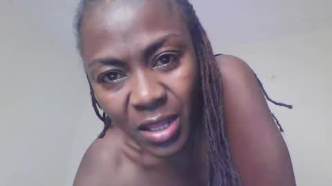Snapshot of swtebony1 chatting on 04/30/26, 10:58 ALICIA online show from 04/30/26, 10:58