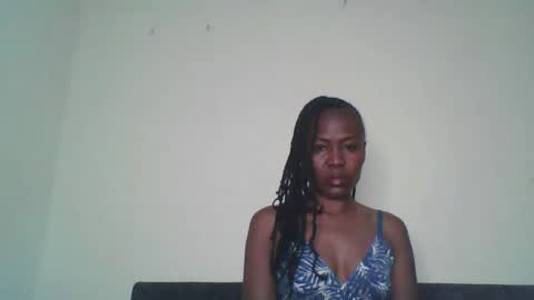 Snapshot of swtebony1 chatting on 05/12/26, 10:40 ALICIA online show from 05/12/26, 10:40