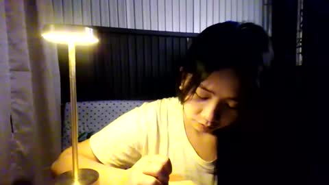 Snapshot of swyt_lucy chatting on 02/20/26, 04:07 swyt_lucy online show from 02/20/26, 04:07