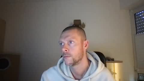 sx1904 online show from 01/28/25, 02:31