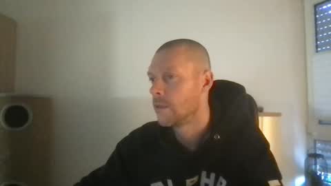 sx1904 online show from 02/18/25, 02:49