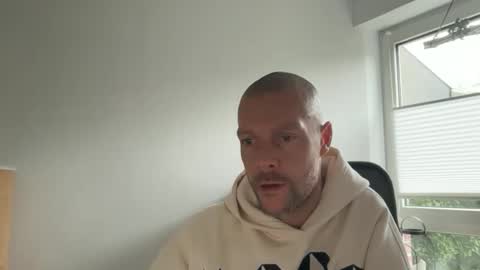 sx1904 online show from 10/16/25, 09:10