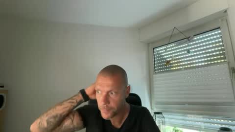 Snapshot of sx1904 chatting on 07/14/26, 12:55 sx1904 online show from 07/14/26, 12:55