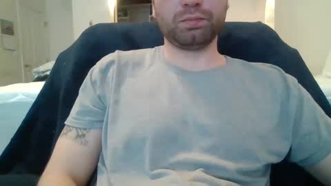 Snapshot of sxfnd23 chatting on 02/06/25, 10:53 god online show from 02/06/25, 10:53