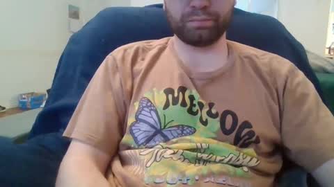 Snapshot of sxfnd23 chatting on 03/08/25, 11:07 god online show from 03/08/25, 11:07