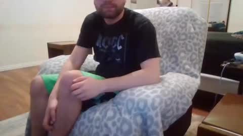 Snapshot of sxfnd23 chatting on 03/09/25, 03:01 god online show from 03/09/25, 03:01