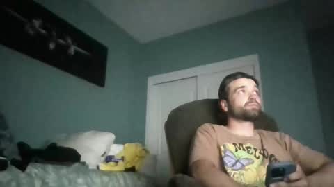 Snapshot of sxfnd23 chatting on 01/11/26, 08:41 god online show from 01/11/26, 08:41