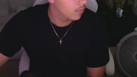 Snapshot of sxrrylol chatting on 06/13/26, 01:25 sxrrylol online show from 06/13/26, 01:25