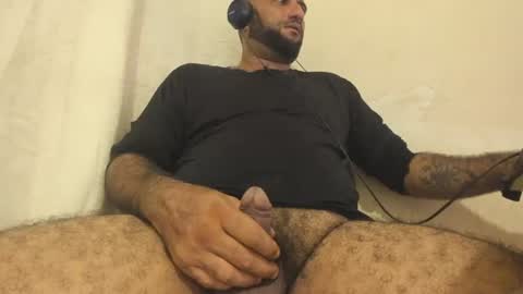 Snapshot of syd_achmed chatting on 06/12/26, 05:28 Greg online show from 06/12/26, 05:28
