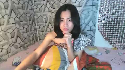 sydnyxox1 online show from 04/09/26, 07:30