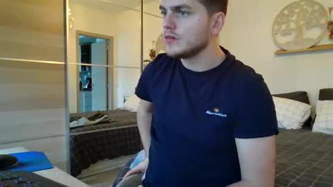 syl092 online show from 01/08/25, 02:56