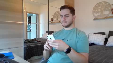 syl092 online show from 01/09/25, 11:03