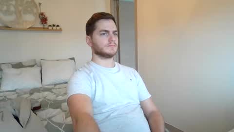 syl092 online show from 01/18/25, 02:12