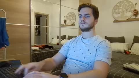 syl092 online show from 11/25/25, 04:40