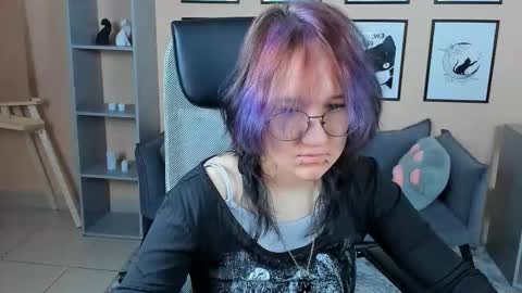 syllviareed online show from 01/09/26, 10:07